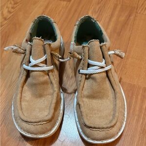 Woman’s Tan Casual Shoes